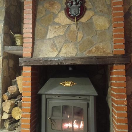Hostal Cañamares Exteriör bild