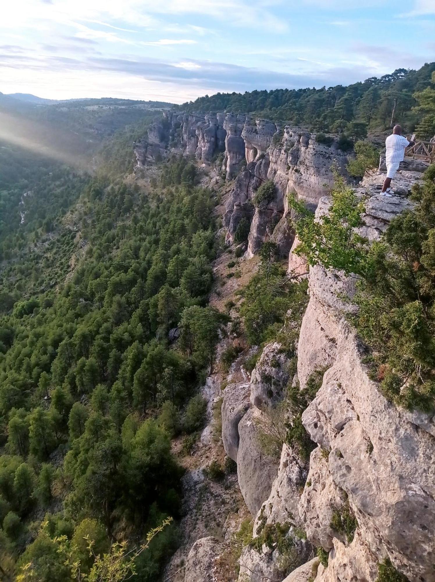 Hostal Cañamares Exteriör bild