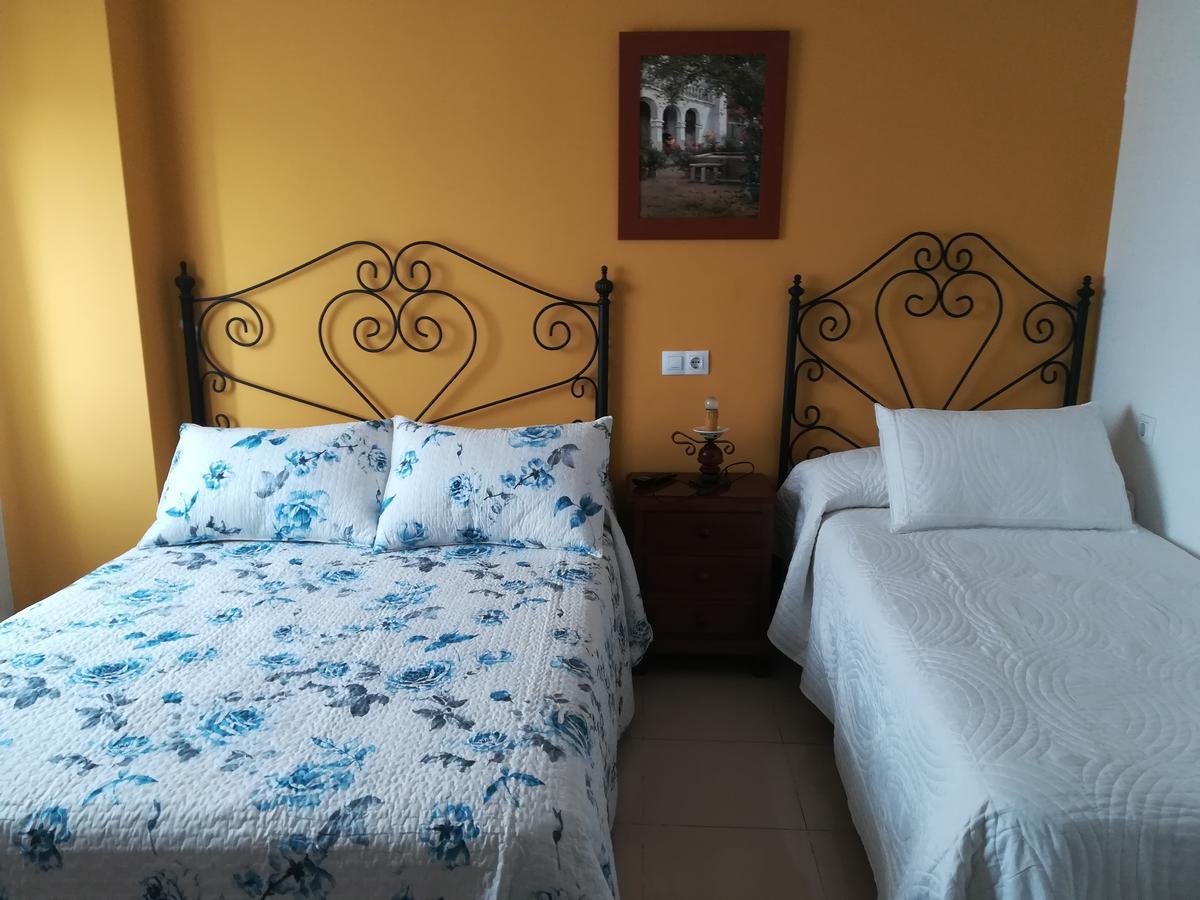 Hostal Cañamares Exteriör bild